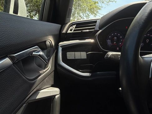 Used 2020 Audi Q3 2.0T Premium w/ Convenience Package image 24