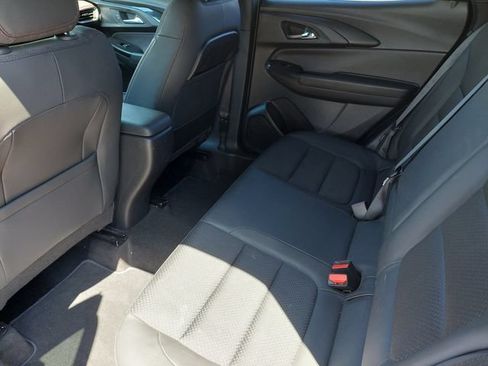 Used 2023 Chevrolet TrailBlazer RS AWD/4WD image 29