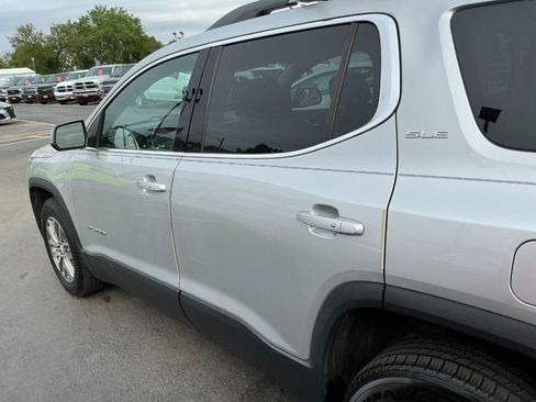 Used 2019 GMC Acadia SLE w/ LPO, Floor Liner Package FWD image 29