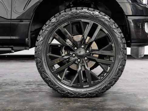 Used 2025 Ford F150 Platinum AWD/4WD image 25