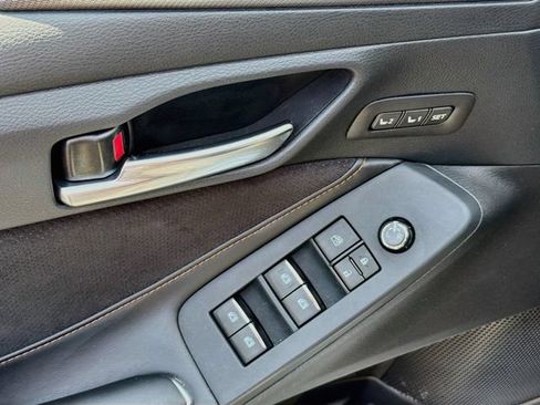 Used 2022 Toyota Avalon Touring w/ Carpet Mat Package (TMS) FWD image 19
