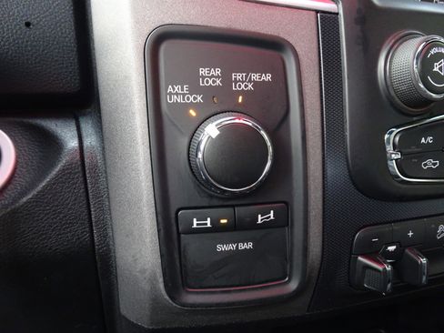 Used 2018 RAM 2500 Power Wagon w/ Luxury Group image 24