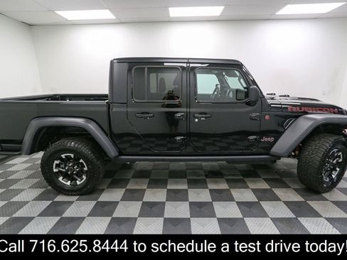 Used 2026 Jeep Gladiator Rubicon AWD/4WD image 7