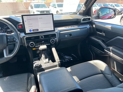 Used 2025 Toyota Tacoma TRD Off-Road w/ TRD Off Road Premium Package AWD/4WD image 37