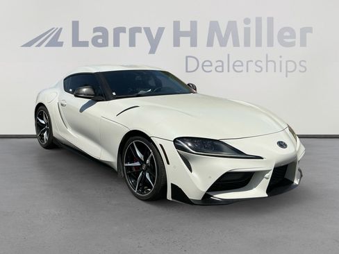 Used 2020 Toyota Supra Premium w/ Driver Assist Package RWD image 7