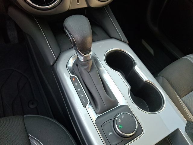 Used 2023 Chevrolet Blazer LT w/ Convenience Package FWD image 10