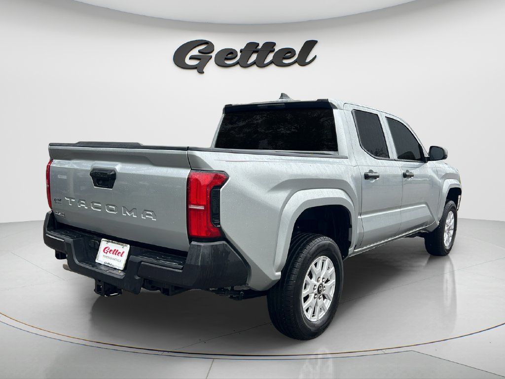 Certified 2025 Toyota Tacoma SR AWD/4WD image 5