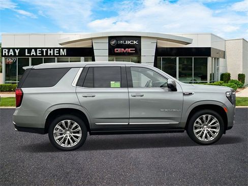 Certified 2024 GMC Yukon Denali image 6