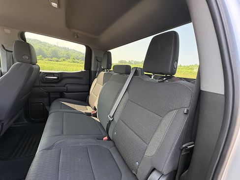 Used 2020 Chevrolet Silverado 1500 LT AWD/4WD image 19