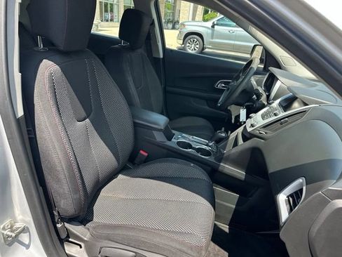 Used 2016 Chevrolet Equinox LS FWD image 27