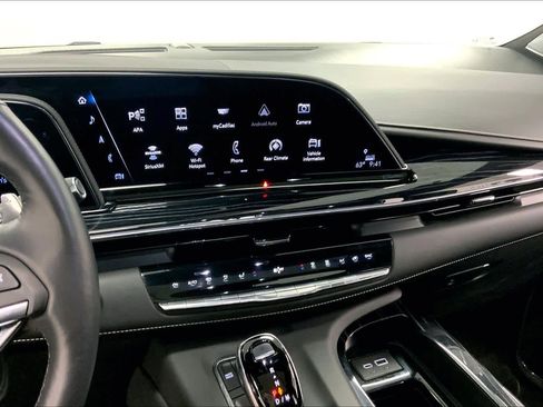 Used 2023 Cadillac Escalade V image 6