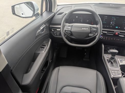 Used 2026 Kia Sportage SX image 23