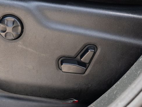 Used 2018 Dodge Durango SRT w/ Technology Group AWD/4WD image 41