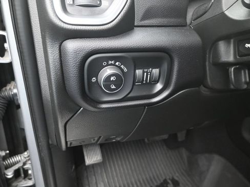 Used 2022 RAM 2500 Laramie w/ Night Edition AWD/4WD image 13
