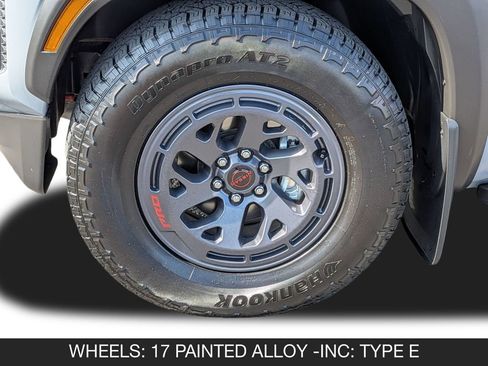 Used 2025 Nissan Frontier Pro-X RWD image 11