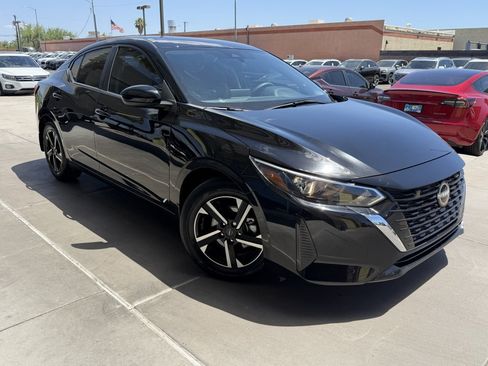 Used 2025 Nissan Sentra SV FWD image 6