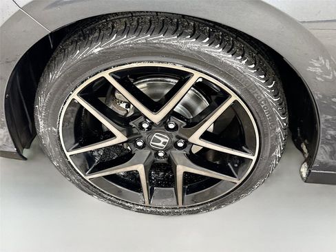 Used 2022 Honda Civic Sport Touring image 32