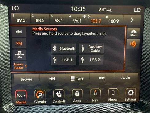 Used 2023 Jeep Wrangler Unlimited Sahara w/ Cold Weather Group AWD/4WD image 7
