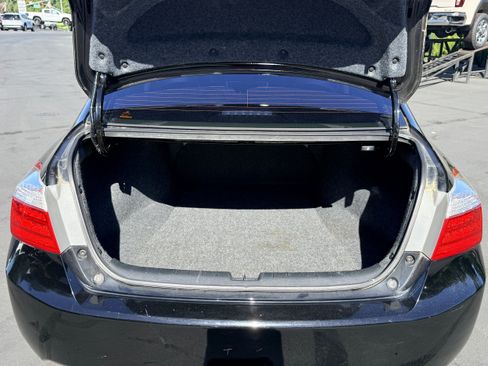Used 2015 Honda Accord Touring image 9