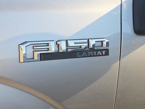 Used 2020 Ford F150 Lariat image 6