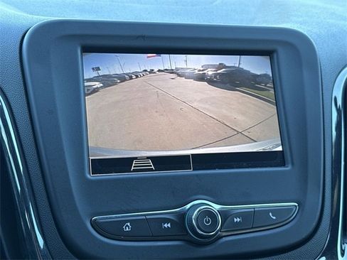 Used 2023 Chevrolet Equinox RS image 25