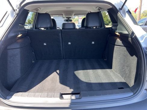 Used 2025 Nissan Kicks SR image 16