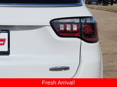 Used 2023 Jeep Compass Latitude AWD/4WD image 16