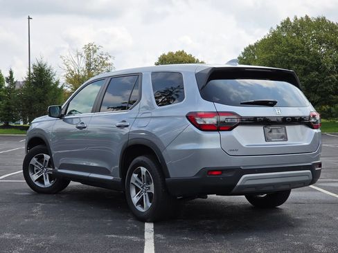 Used 2024 Honda Pilot EX-L image 23