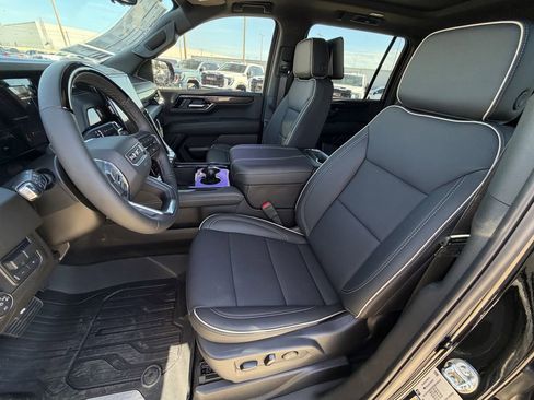 New 2026 GMC Yukon XL Elevation w/ Elevation Premium Package image 14