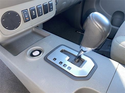 Used 2020 Nissan Frontier SV image 17
