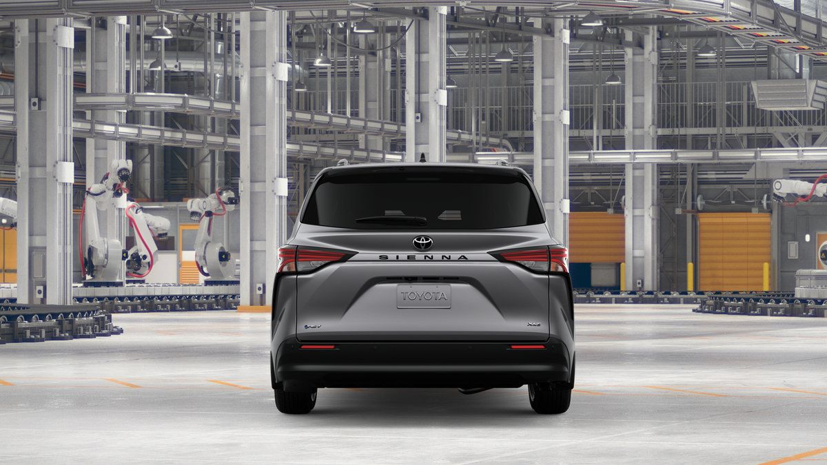 New 2026 Toyota Sienna XLE FWD image 8