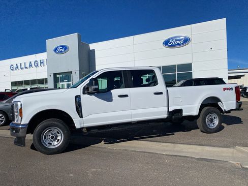 New 2026 Ford F250 XL w/ FX4 Off-Road Package image 25