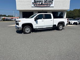 Used 2025 Chevrolet Silverado 2500 LT w/ Convenience Package AWD/4WD video 1
