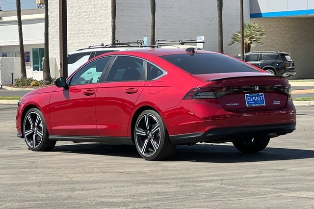 Used 2025 Honda Accord Sport image 6