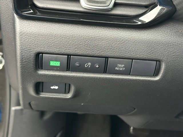 Used 2024 Nissan Sentra SV w/ All-Weather Package FWD image 23