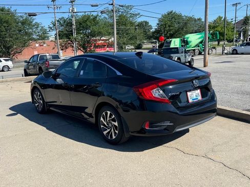 Used 2017 Honda Civic EX image 8