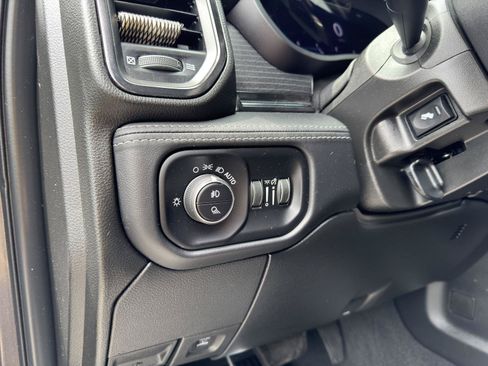 Used 2023 RAM 2500 Limited w/ Night Edition AWD/4WD image 27