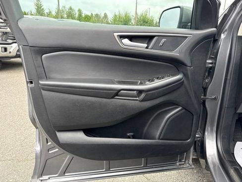 Used 2024 Ford Edge SEL AWD/4WD image 25