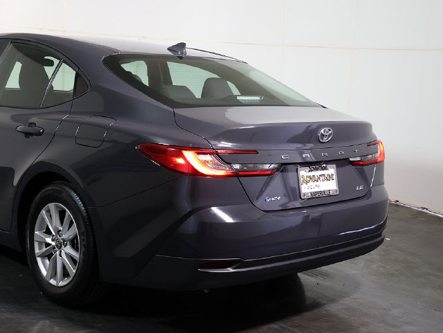Used 2025 Toyota Camry LE FWD image 11