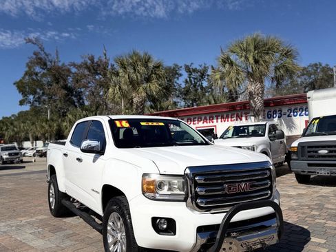 Used 2016 GMC Canyon SLT image 2