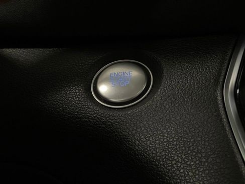 Used 2020 Hyundai Santa Fe Limited image 21