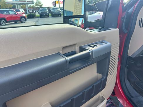 Used 2013 Ford F250 Lariat w/ Lariat Ultimate Pkg image 5