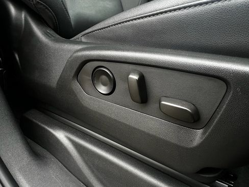 Used 2024 Chevrolet Tahoe LT image 24