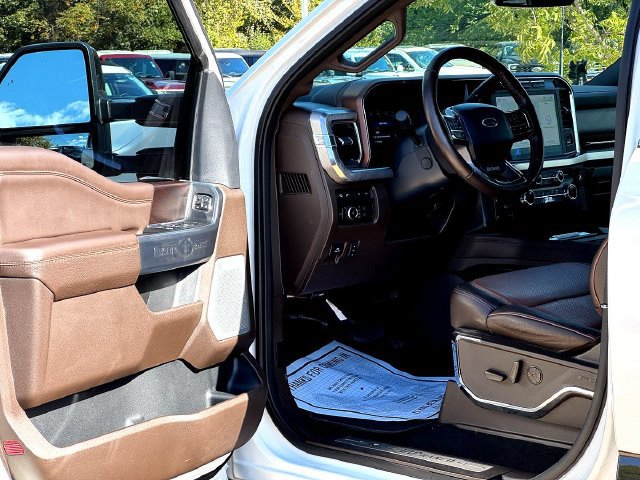 Used 2024 Ford F350 King Ranch AWD/4WD image 9