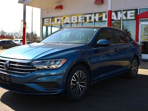 Used 2019 Volkswagen Jetta S image 1