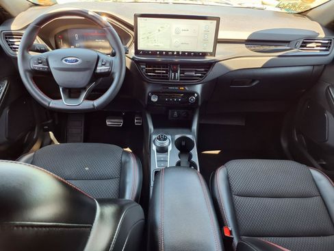 Certified 2024 Ford Escape ST-Line w/ Tech Pack #1 AWD/4WD image 10