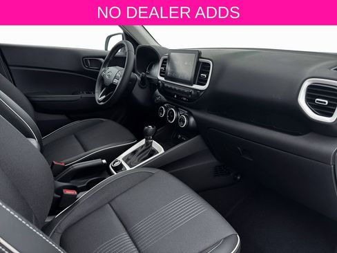 New 2026 Hyundai Venue SEL image 19