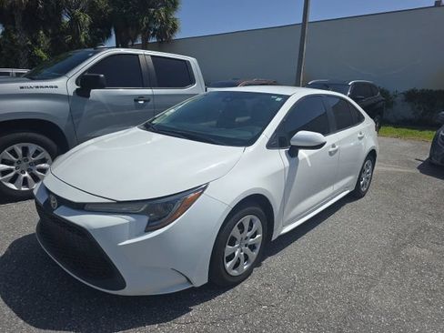 Used 2021 Toyota Corolla LE FWD image 7