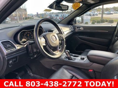 Used 2021 Jeep Grand Cherokee Limited w/ Luxury Group II image 6