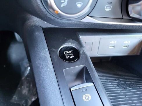 New 2025 Nissan Kicks SV w/ Illumination Package image 11